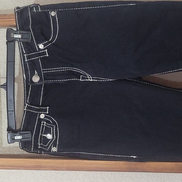 Woman’s True Religion Jeans - Picture 3 of 6